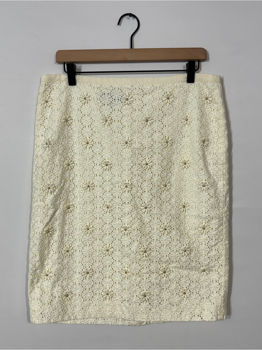 WSK10 {Talbots} Off White Embroidered Lace Floral Midi Pencil Skirt